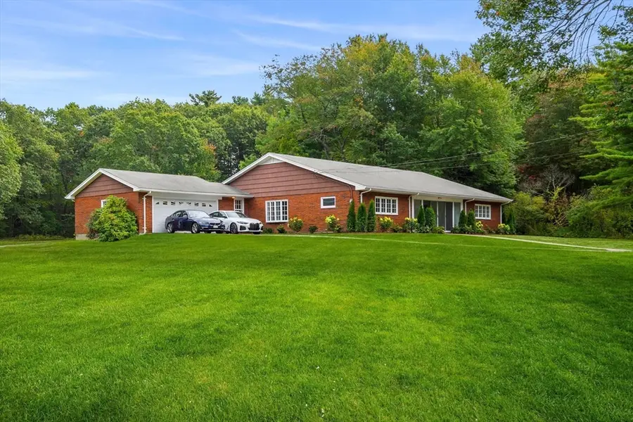 41 Essex St, Wenham, MA 01984 - Image #2