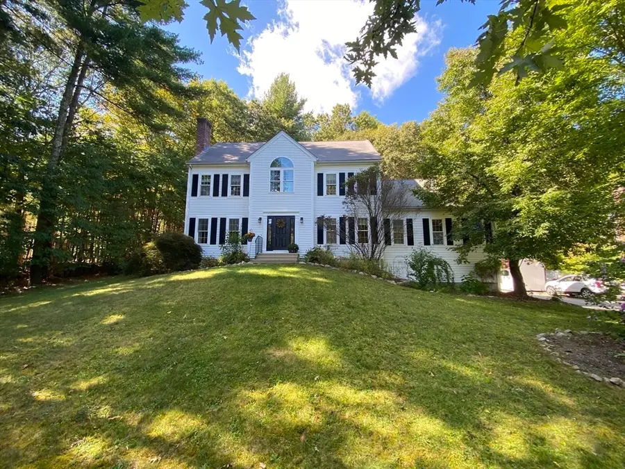 217 Brookway Dr, Northbridge, MA 01534 - #2