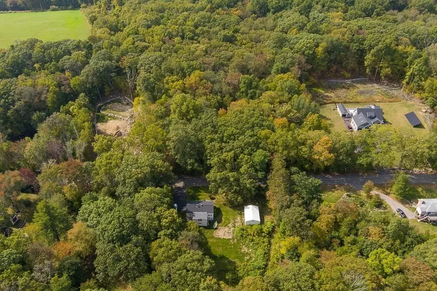 354 W Sutton Rd, Sutton, MA 01590 - Image #2