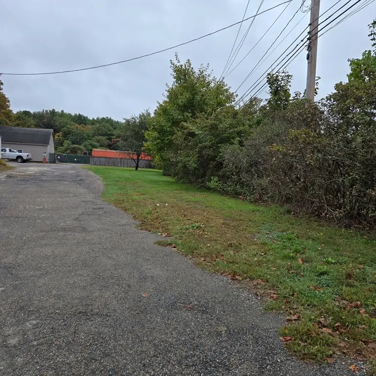 304 Cox St, Hudson, MA 01749 - Image #2