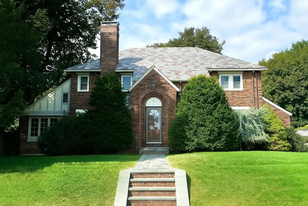 16 Pine Ridge Rd, Medford, MA 02155 - #1