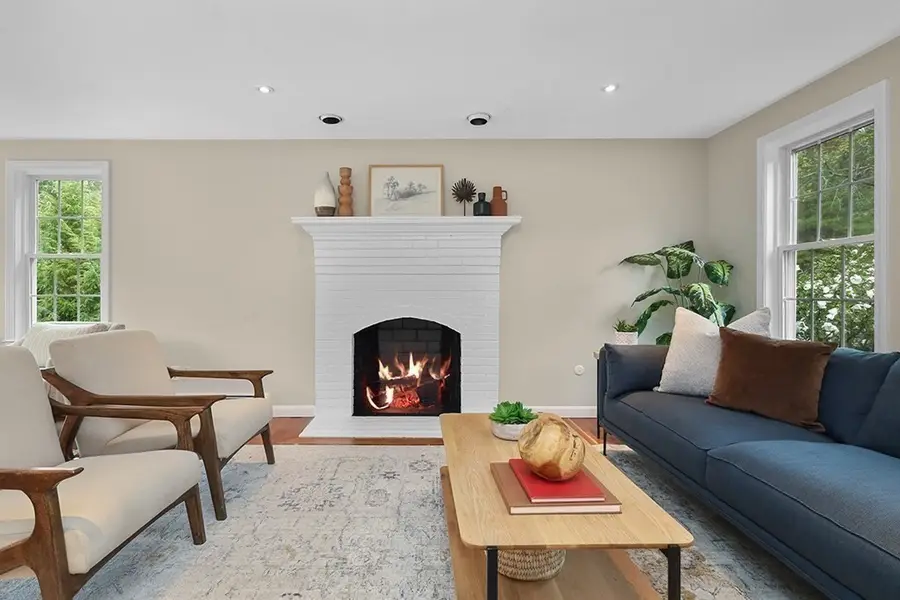 94 Hudson Rd, Stow, MA 01775 - Image #3