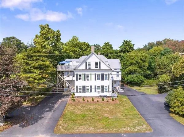 35-37 Salem St, Rockland, MA 02370