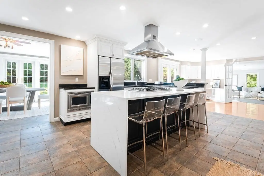 10 Stop River Rd, Norfolk, MA 02056 - Image #1