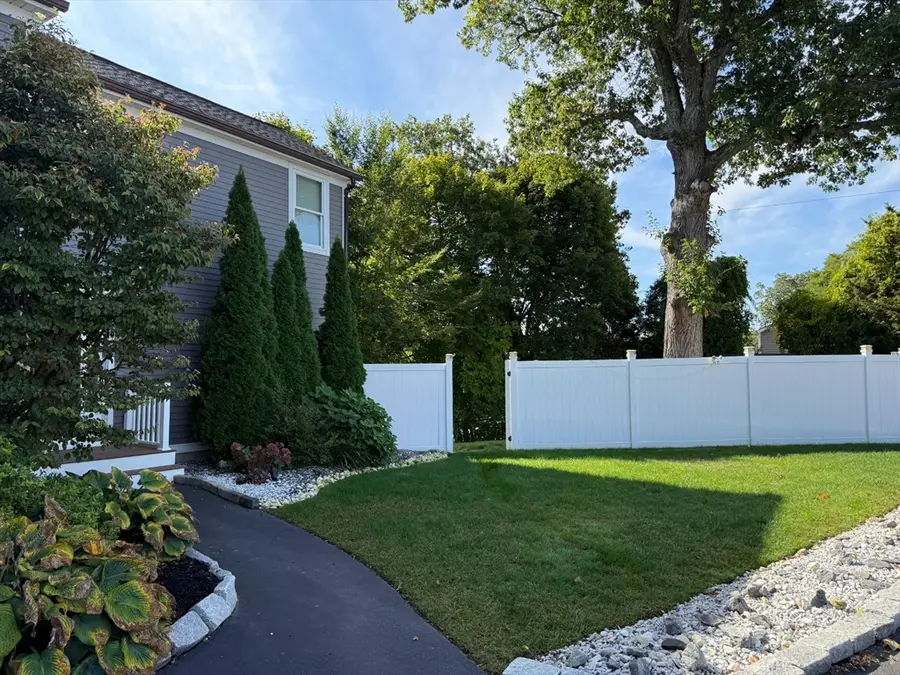 821 Merrimack Ave, Dracut, MA 01826 - Image #3