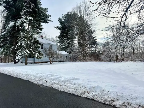 50 Grand Ave, Pittsfield, MA 01201