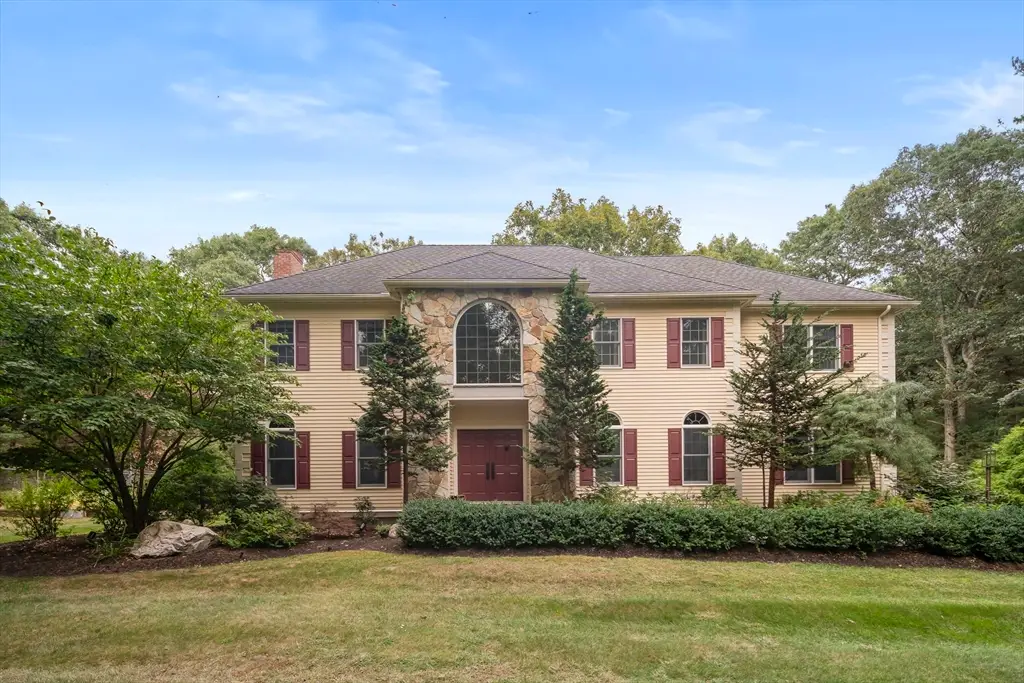 62 Walpole St, Dover, MA 02030 - #1