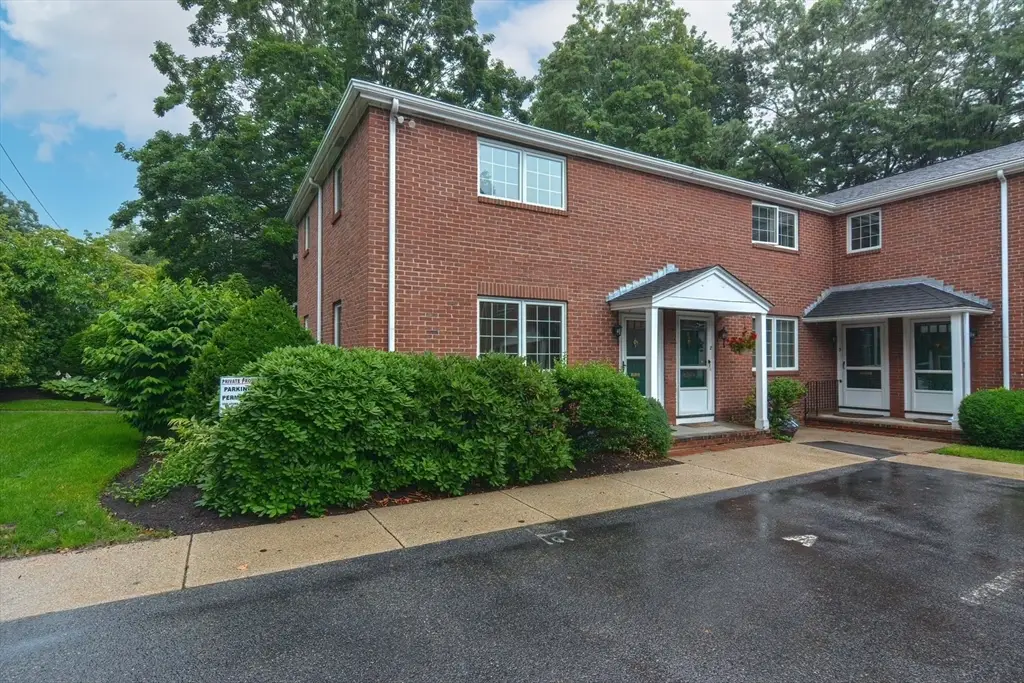 63 Linden Street #1, Wellesley, MA 02482 - Image #1