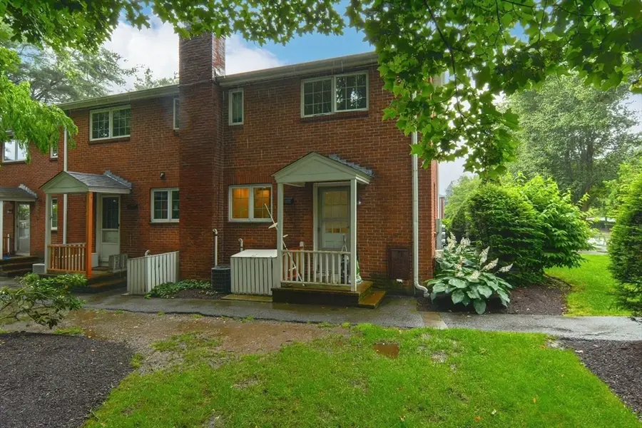 63 Linden Street #1, Wellesley, MA 02482 - Image #3