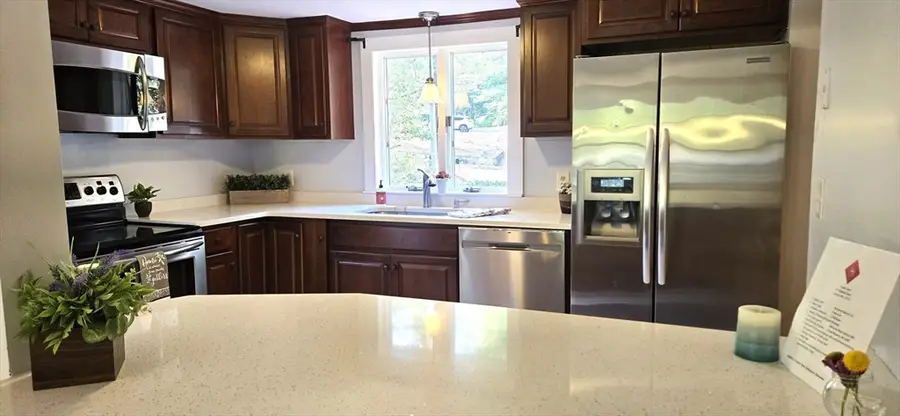 319 Taunton St, Wrentham, MA 02093 - Image #3