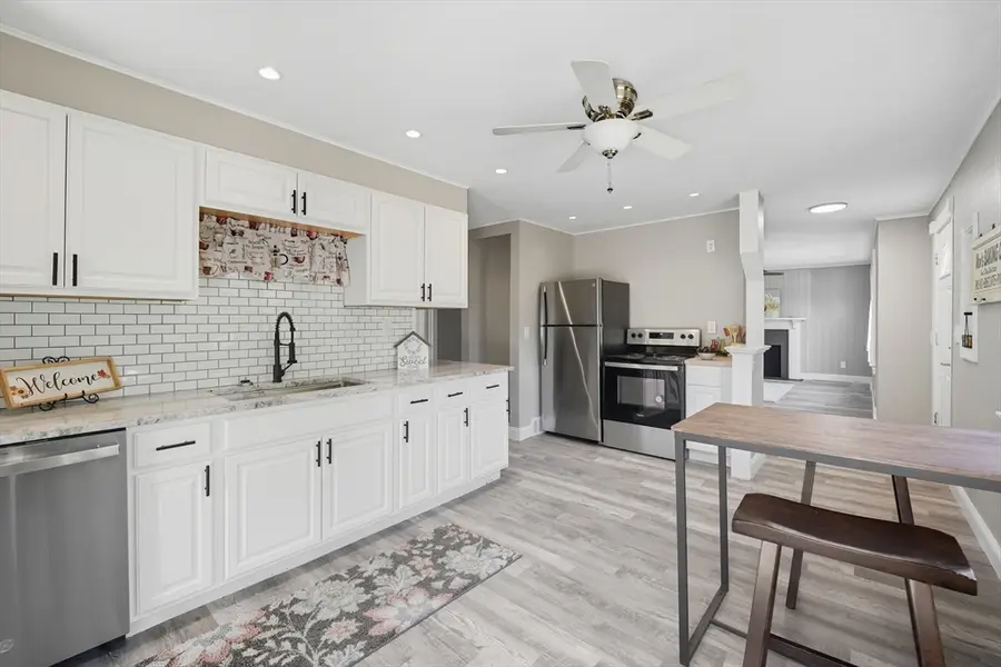 66 Stoney Ln, Westfield, MA 01085 - Image #3