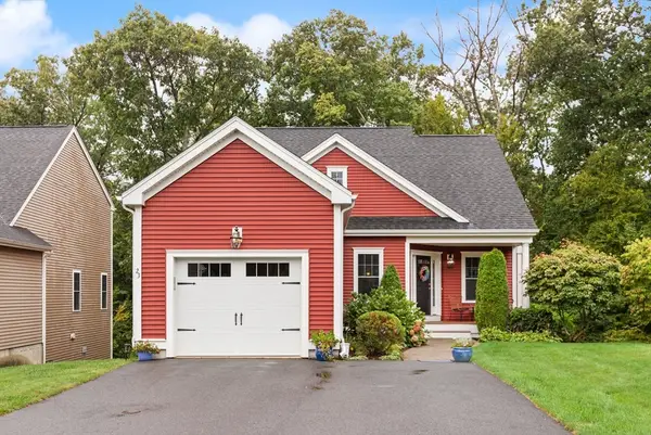 23 Winterberry Ln, Easton, MA 02356