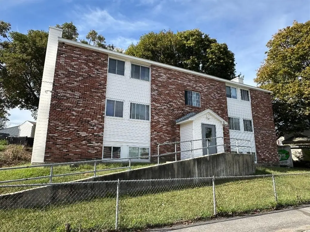 5 Lenox St #2, Lowell, MA 01852 - Image #1