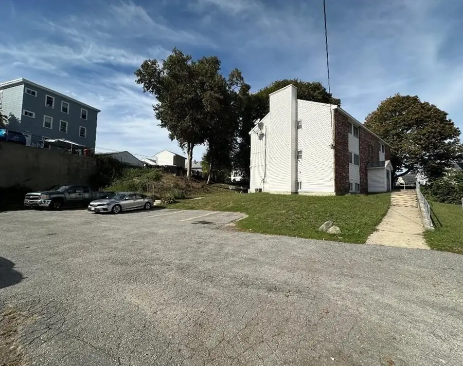 5 Lenox St #2, Lowell, MA 01852 - Image #2