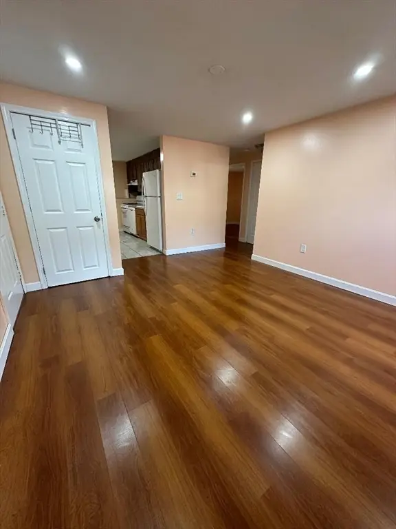 5 Lenox St #2, Lowell, MA 01852 - Image #3