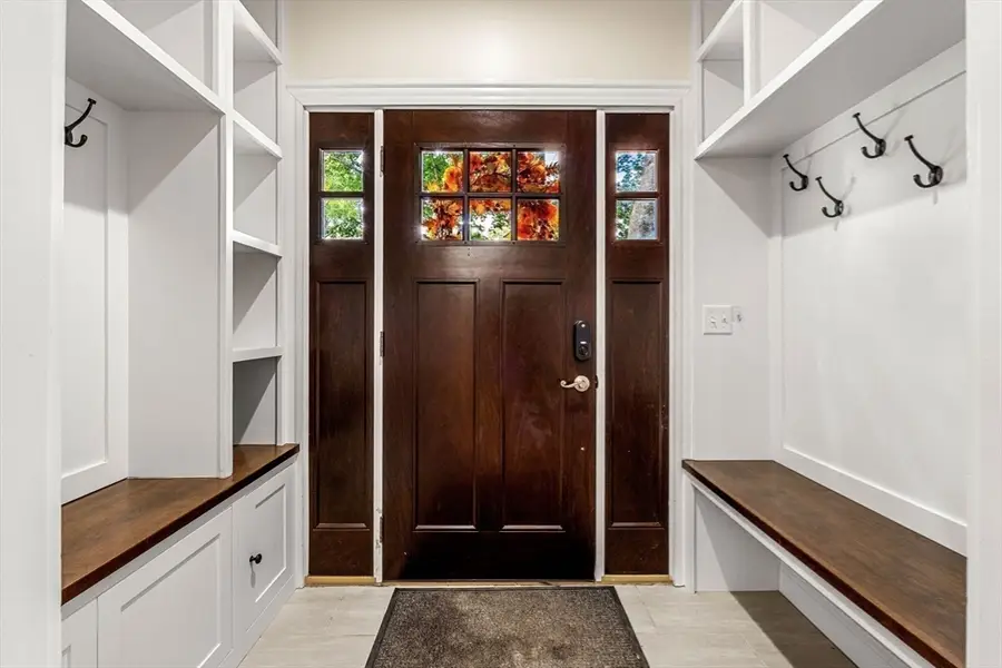 28 Mercer Rd, Needham, MA 02494 - #3