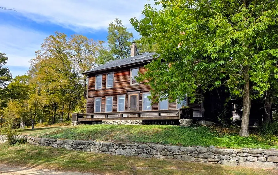 47 Harty Dr, Petersham, MA 01366 - Image #1