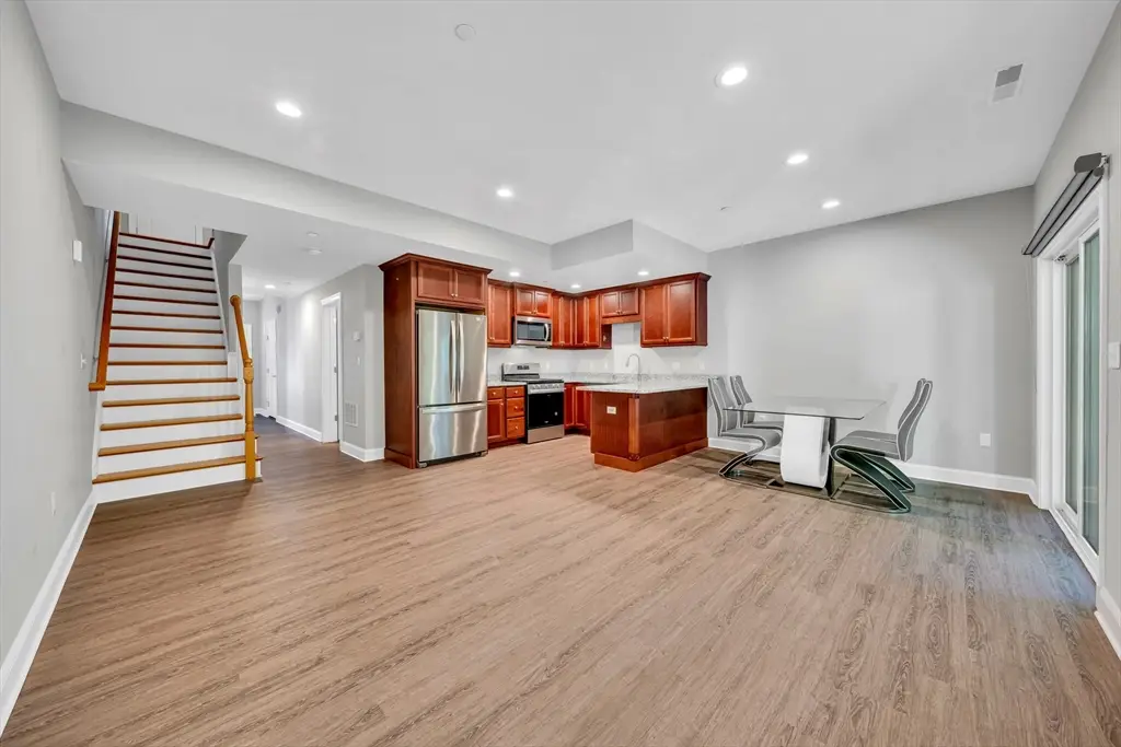 1455 Main St #8, Tewksbury, MA 01876 - Image #1