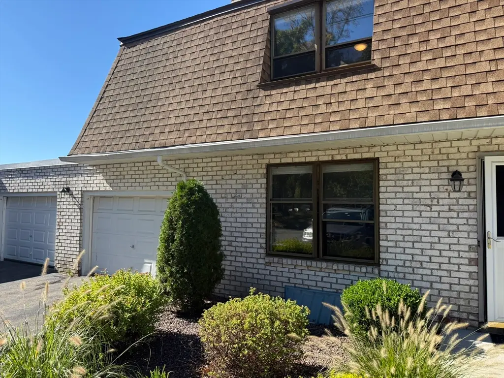 14 Granby Hts #14, Granby, MA 01033 - Image #1