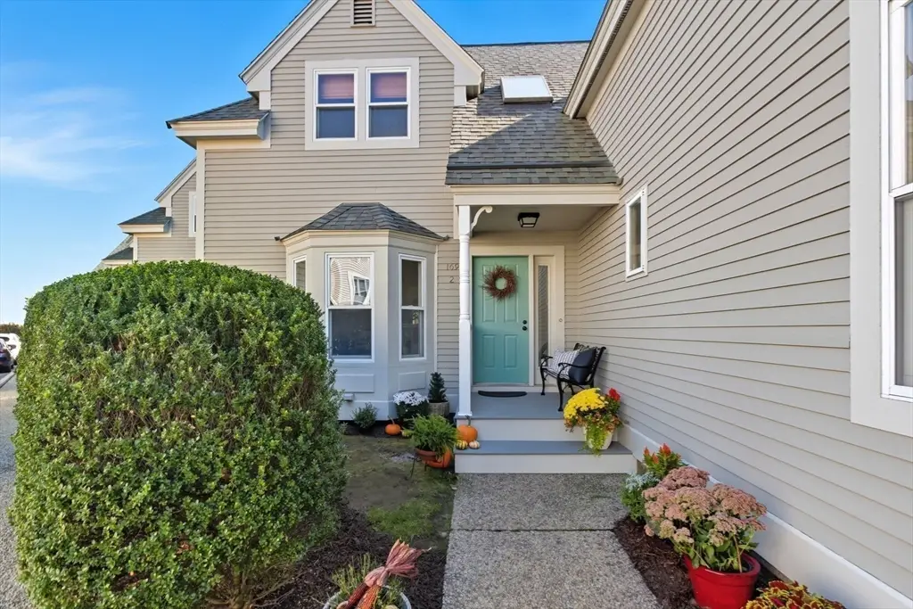 169 Walnut St #2, Boston, MA 02122 - Image #1