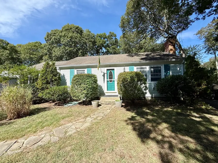 24 Fast Brook Rd, South Yarmouth, MA 02673 - Image #2