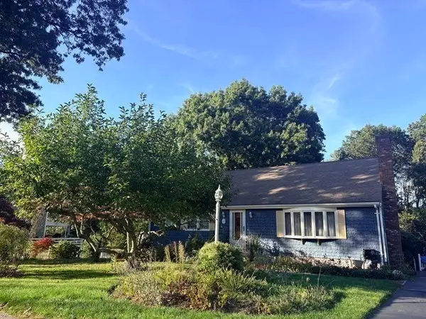 37 Simpson Ln, Assonet, MA 02702 - Image #1