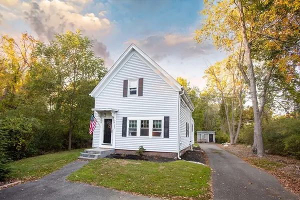 245-R Laurel St, East Bridgewater, MA 02333
