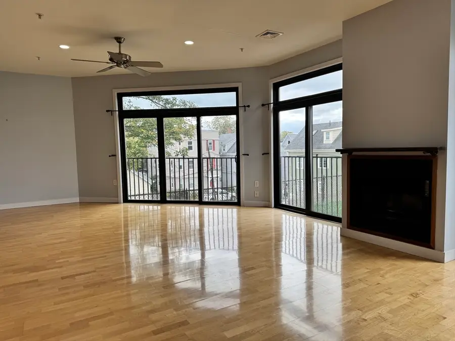 950 Dorchester Ave #304, Boston, MA 02125 - Image #2