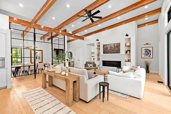 4 Edwards Bridge Road, Marion, MA 02738