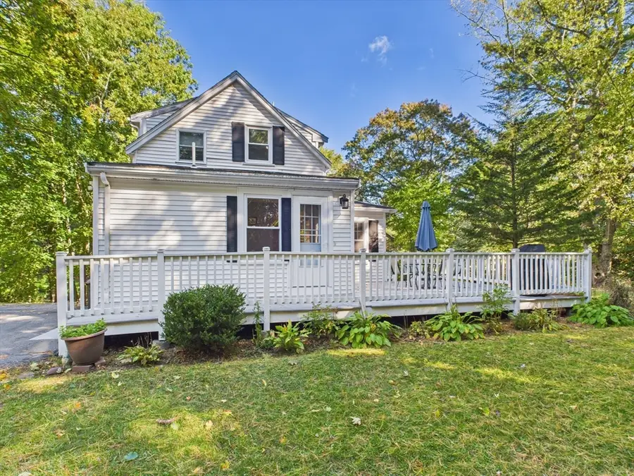 318 South St, Hanson, MA 02341 - Image #2