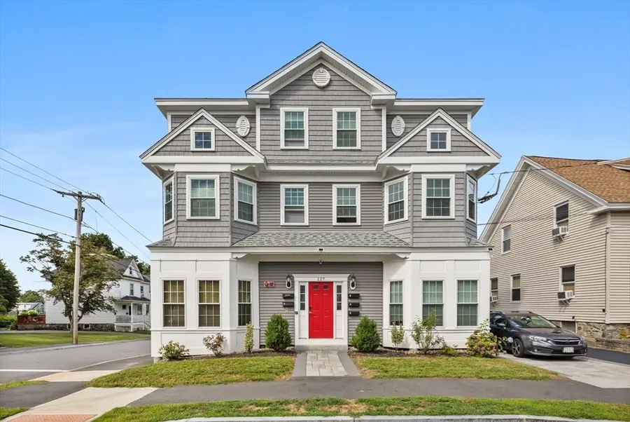 127 Marblehead St #A, North Andover, MA 01845 - Image #2