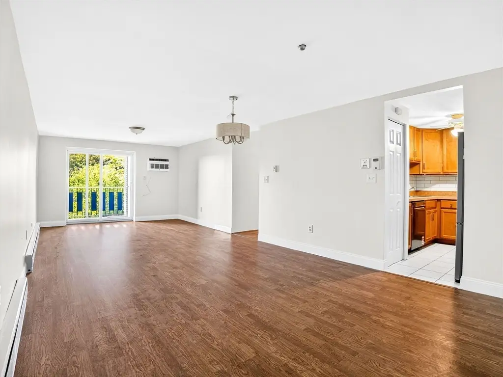 33 Lodgen Ct #4G, Malden, MA 02148 - Image #1