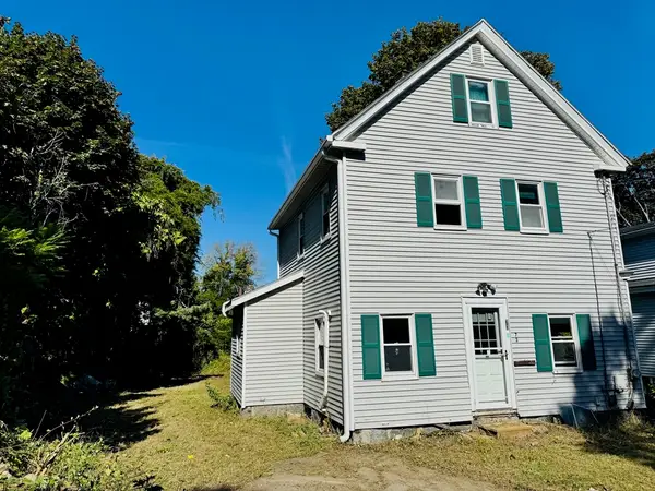 73 Scotch Pond Pl, Quincy, MA 02169