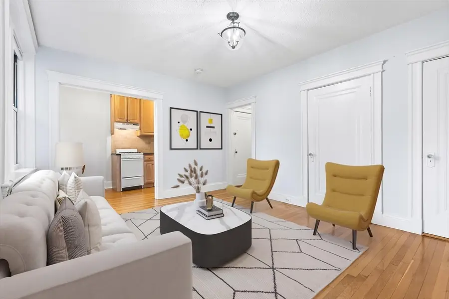 116 Riverway St #14, Boston, MA 02215 - Image #2