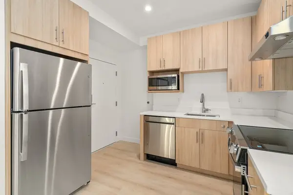 1151 Walnut #207, Newton, MA 02461