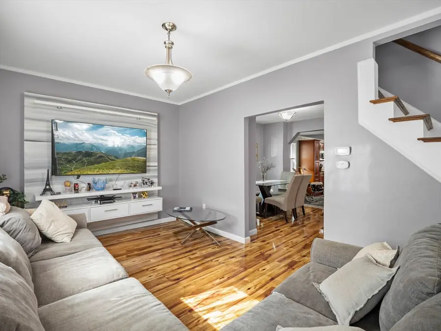 85 B St, Lowell, MA 01851 - Image #3