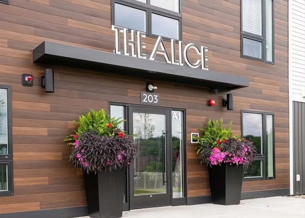 203 Lowell #119, Wilmington, MA 01887 - Image #1