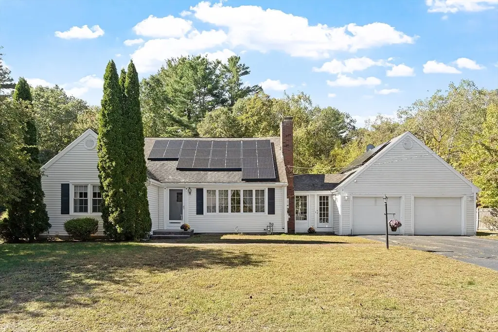 2 Spring Ln, Hopkinton, MA 01748 - Image #1