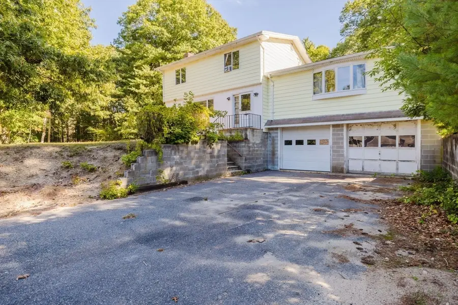 47 Weaver St, West Wareham, MA 02576 - #3