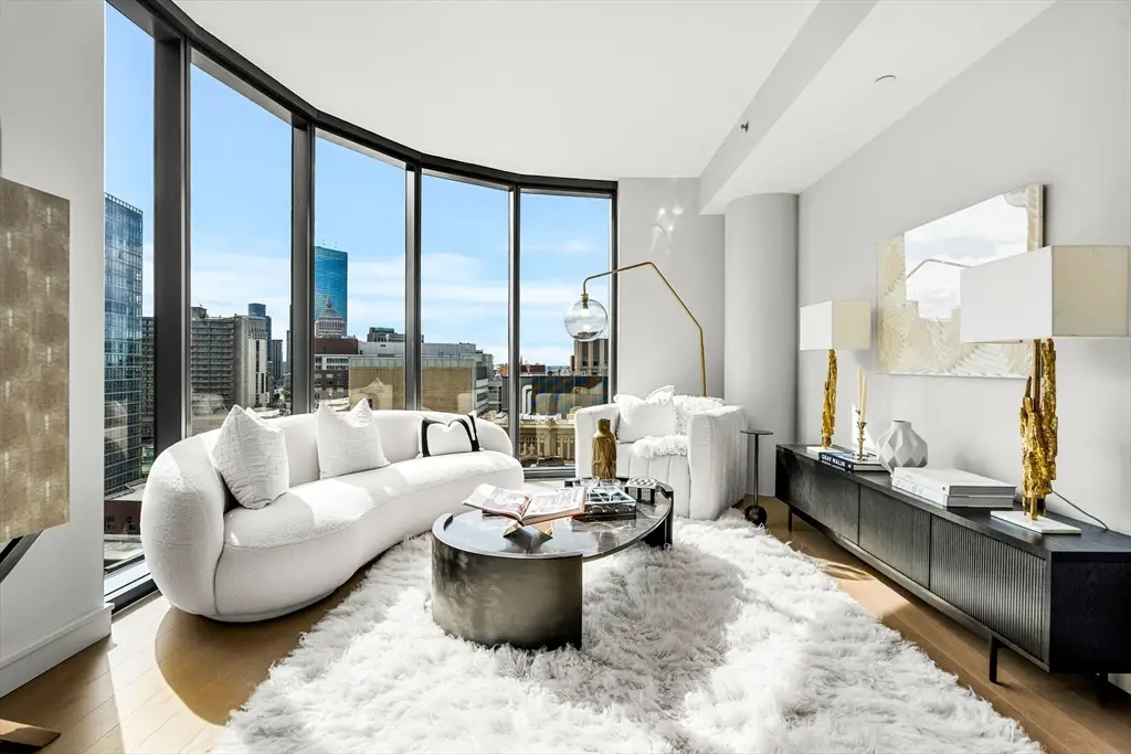 55 Lagrange St #1404, Boston, MA 02116 - Image #1