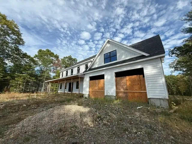 66 S Main St, Berkley, MA 02779 - Image #2