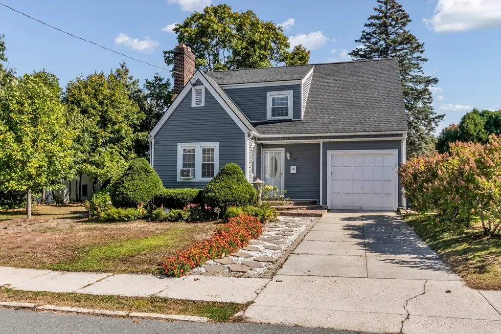 42 Durso Ave, Lawrence, MA 01843 - Image #1