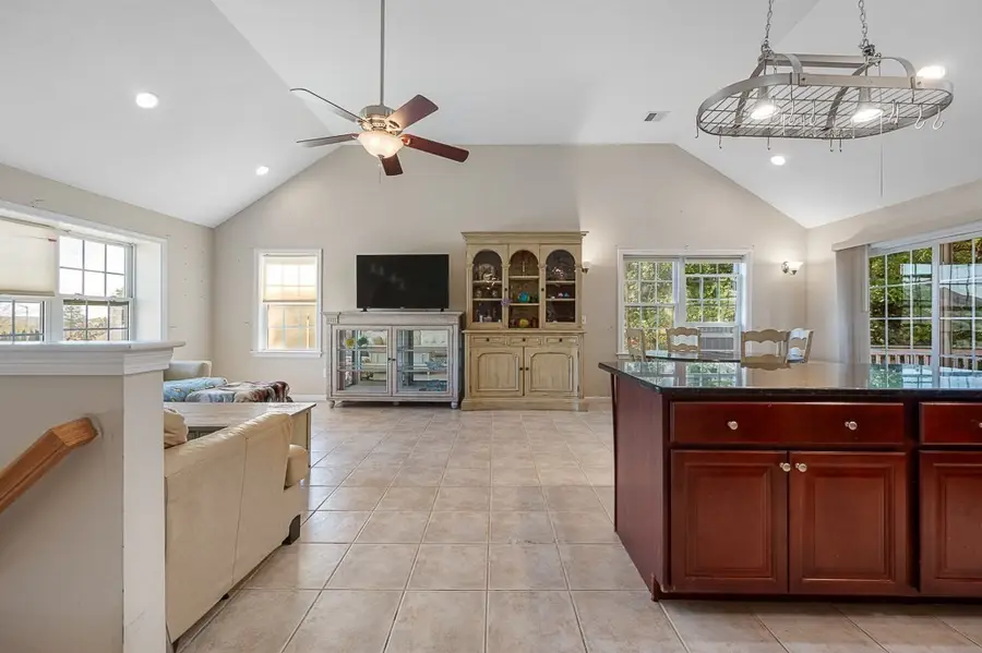 13 Fatima Ln, Worcester, MA 01606 - Image #3