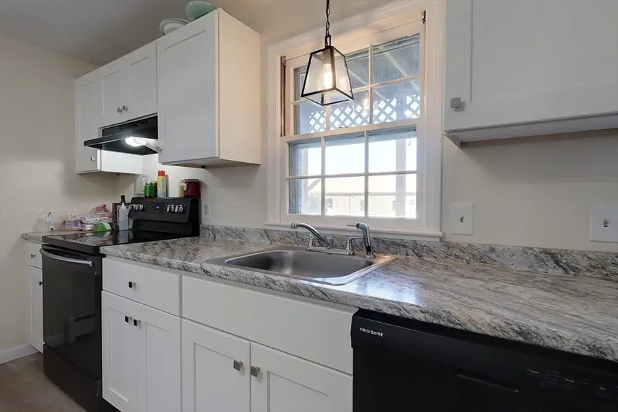 10 Tucker St, Pepperell, MA 01463 - Image #3