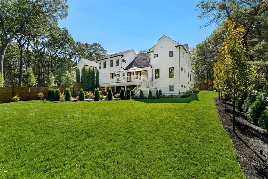 18 Overlook Drive #1, Bedford, MA 01730 - Image #3