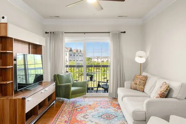 426 John Mahar Hwy #311, Braintree, MA 02184