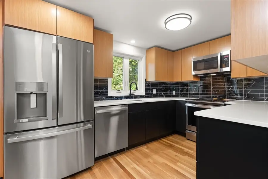 19 Selwyn, Newton, MA 02461 - Image #2