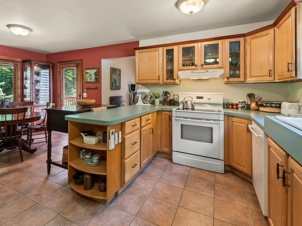 189 Maple Avenue, Rutland, MA 01543 - Image #1