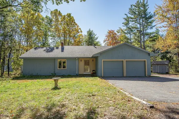 45 Meetinghouse Hill Road, Sterling, MA 01564