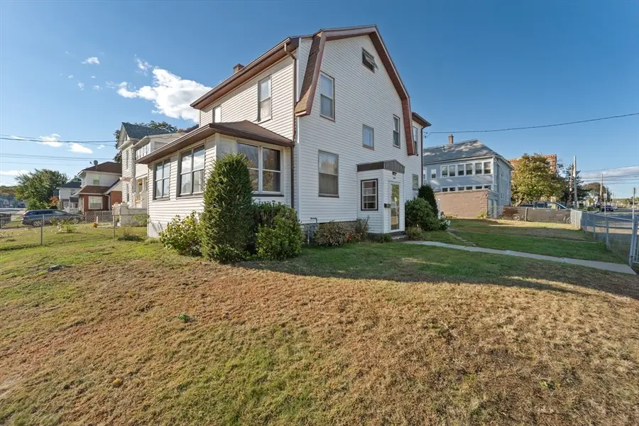 15 Chapman Ave, Holyoke, MA 01040 - #3